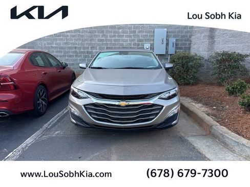 Used 2024 Chevrolet Malibu LT image 1