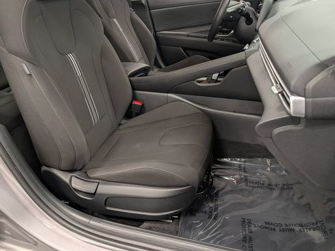 Certified 2023 Hyundai Elantra SEL w/ Convenience Package FWD image 34