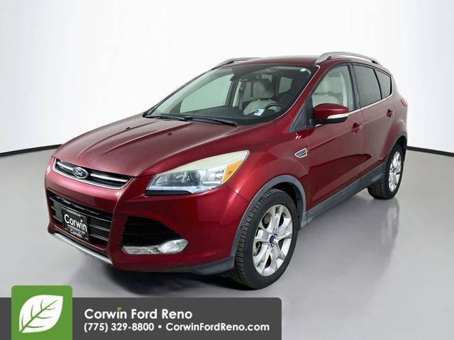 Used 2016 Ford Escape Titanium w/ Equipment Group 301A AWD/4WD image 4