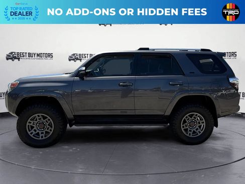 Used 2020 Toyota 4Runner SR5 Premium w/ Moonroof Package AWD/4WD image 5