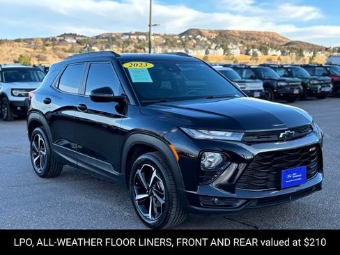 Used 2023 Chevrolet TrailBlazer RS w/ Sun and Liftgate Package image 9