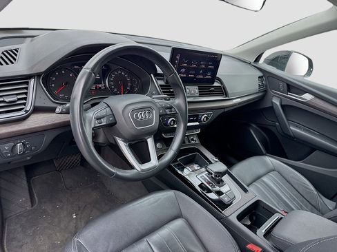 Used 2021 Audi Q5 2.0T Premium w/ Convenience Package image 7