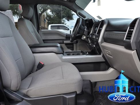 Used 2020 Ford F450 XLT w/ XLT Value Package AWD/4WD image 16