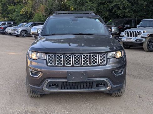 Used 2017 Jeep Grand Cherokee Limited AWD/4WD image 11
