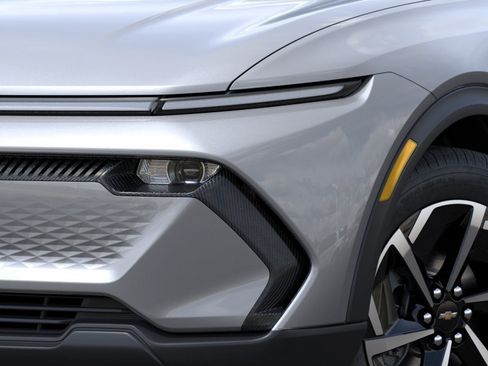 New 2026 Chevrolet Equinox EV LT FWD image 46