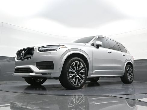 Used 2022 Volvo XC90 T6 Momentum w/ Advanced Package AWD/4WD image 24