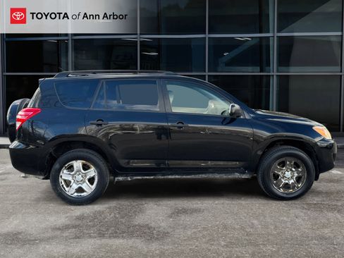 Used 2012 Toyota RAV4 4WD image 10