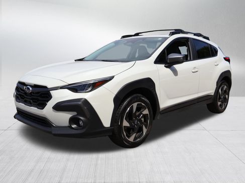 Used 2024 Subaru Crosstrek 2.5i Limited w/ Crosstrek Mirror Package AWD/4WD image 3