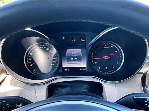 Used 2018 Mercedes-Benz GLC 300 image 25