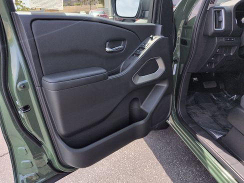 New 2026 Nissan Frontier SV w/ Tow Package RWD image 13