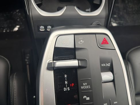 Used 2025 BMW X2 xDrive28i image 23