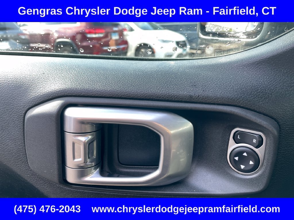 Used 2020 Jeep Wrangler Unlimited Sport S AWD/4WD image 39