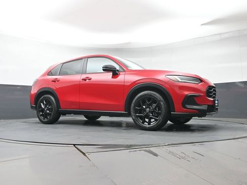 Used 2024 Honda HR-V Sport image 31