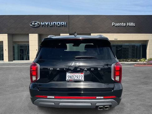 Used 2024 Hyundai Palisade SEL FWD image 5