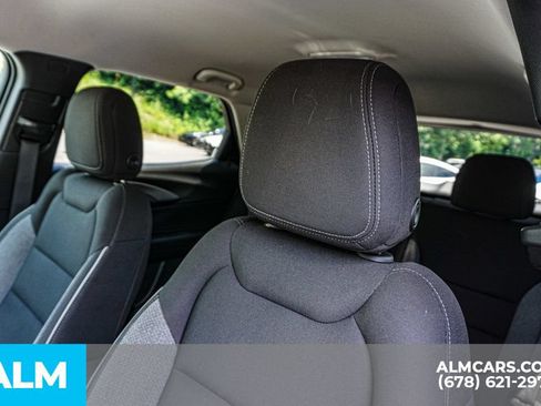 Used 2024 Chevrolet TrailBlazer LT FWD image 17
