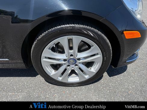 Used 2014 Mercedes-Benz C 300 4MATIC Sedan image 15