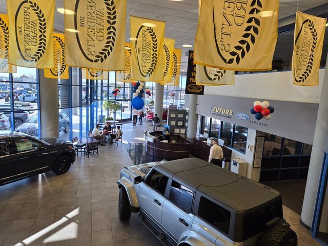 Used 2022 GMC Canyon Denali AWD/4WD image 12