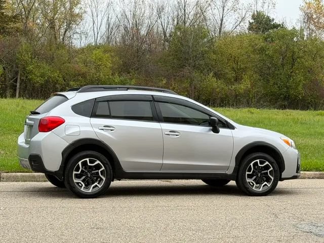 Used 2016 Subaru Crosstrek 2.0i Premium AWD/4WD image 16