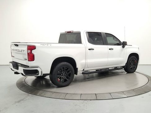 Used 2025 Chevrolet Silverado 1500 RST w/ Redline Edition AWD/4WD image 7