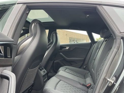 Used 2022 Audi S5 Premium Plus image 12