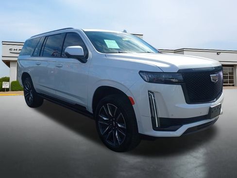 Used 2024 Cadillac Escalade ESV Sport Platinum image 5