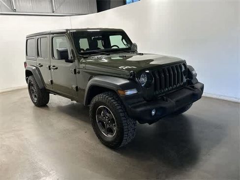 Used 2022 Jeep Wrangler Unlimited Sport image 30