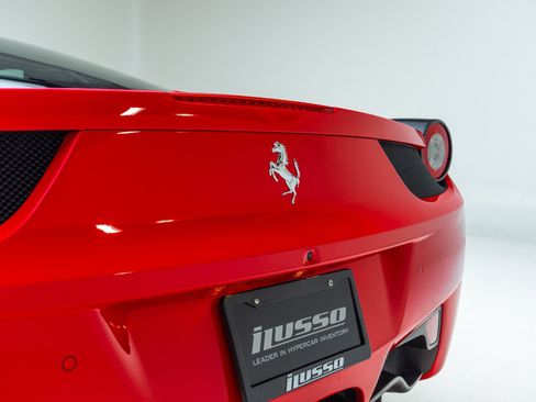Used 2011 Ferrari 458 Italia Coupe RWD image 32