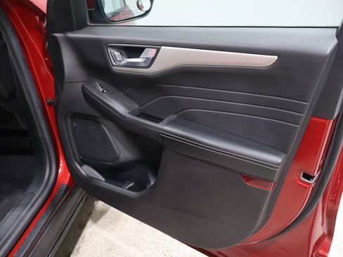 Used 2021 Ford Escape SE w/ Convenience Package image 25