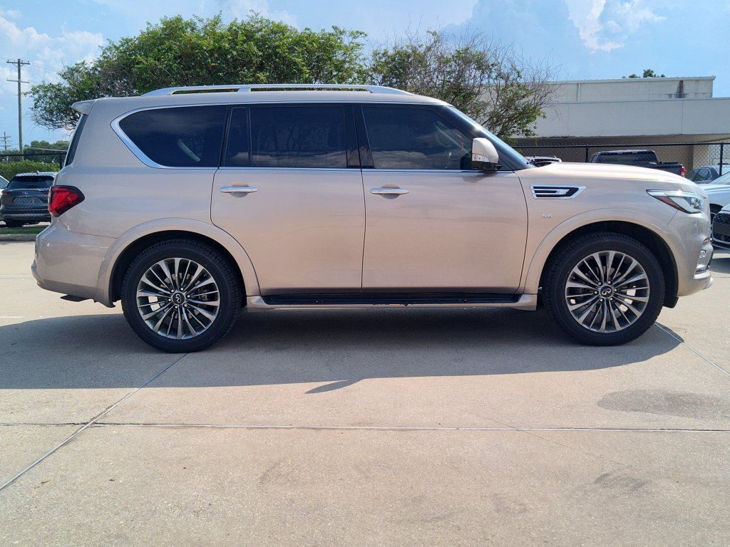 Used 2018 INFINITI QX80 2WD w/ Driver Assistance Package image 13