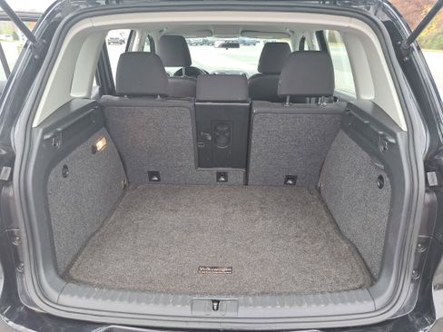 Used 2015 Volkswagen Tiguan S image 12