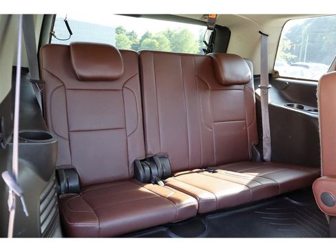 Used 2015 Chevrolet Tahoe LTZ RWD image 22