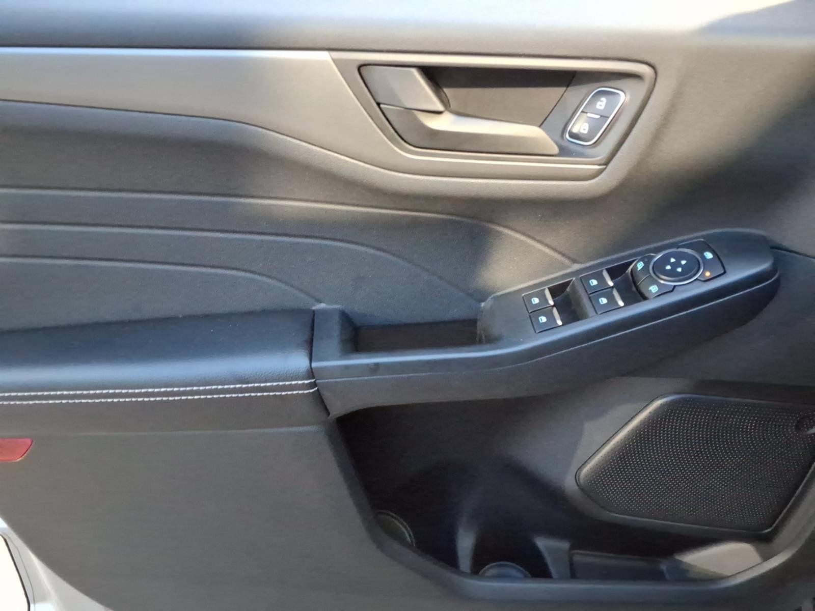 Certified 2023 Ford Escape Active FWD image 9