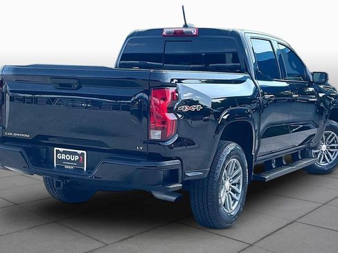 Used 2023 Chevrolet Colorado LT w/ LT Convenience Package II AWD/4WD image 13