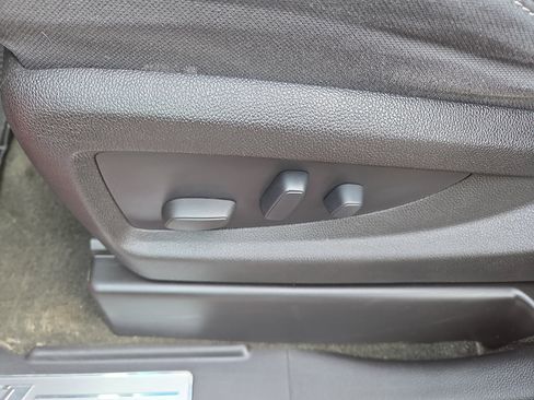 Used 2017 Chevrolet Silverado 1500 LT w/ All Star Edition image 31