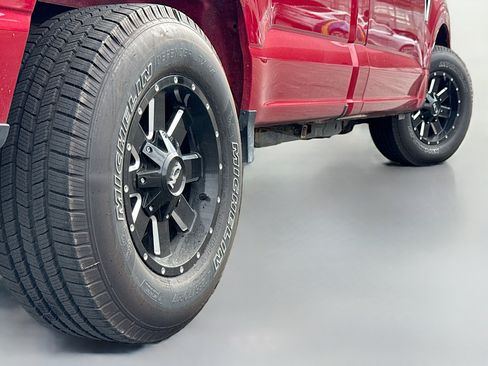 Certified 2022 Ford F150 XLT image 14