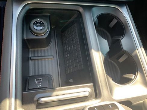 New 2025 Ford Expedition Active RWD image 36