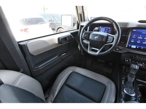 Certified 2024 Ford Bronco Wildtrak AWD/4WD image 11