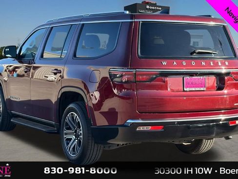 Used 2024 Jeep Wagoneer Series II w/ Flexible Seating Group RWD image 5