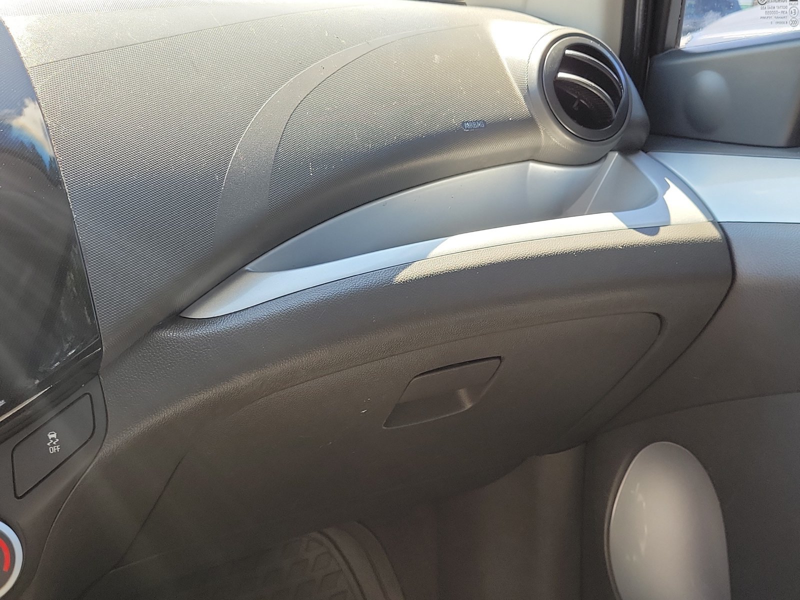 Used 2013 Chevrolet Spark LT FWD image 29