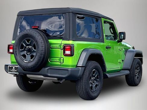 Used 2025 Jeep Wrangler Sport AWD/4WD image 5