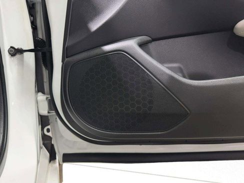 Used 2019 Honda Accord EX image 39