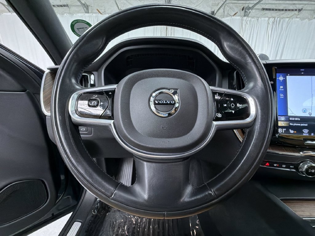 Used 2018 Volvo XC60 T6 Inscription w/ Luxury Seat Package AWD/4WD image 28