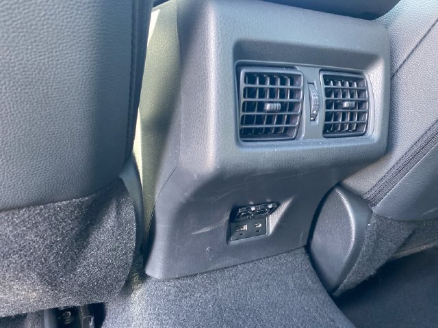 Used 2025 Toyota Camry XSE AWD/4WD image 20