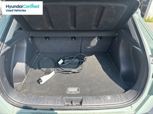 Used 2025 Hyundai Kona SEL FWD image 17