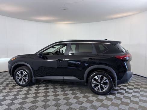 Certified 2023 Nissan Rogue SV w/ SV Premium B Package AWD/4WD image 8