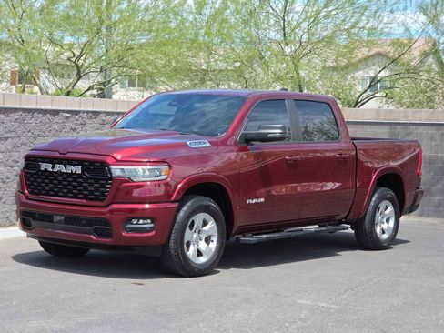 Used 2025 RAM 1500 Big Horn AWD/4WD image 5