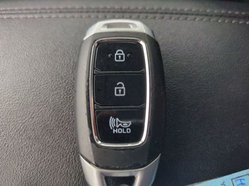 Used 2020 Hyundai Santa Fe SEL image 36