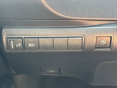 Used 2024 Toyota Corolla LE FWD image 21