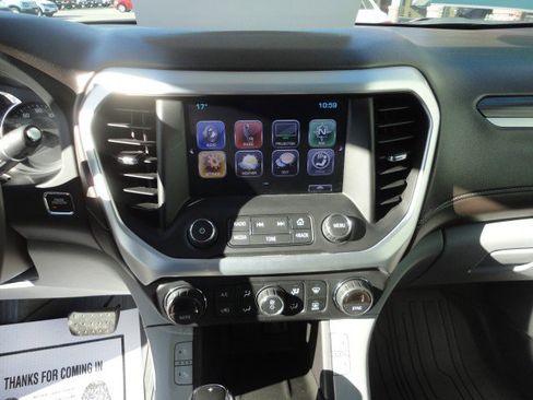 Used 2018 GMC Acadia SLT w/ LPO, Floor Liner Package AWD/4WD image 6