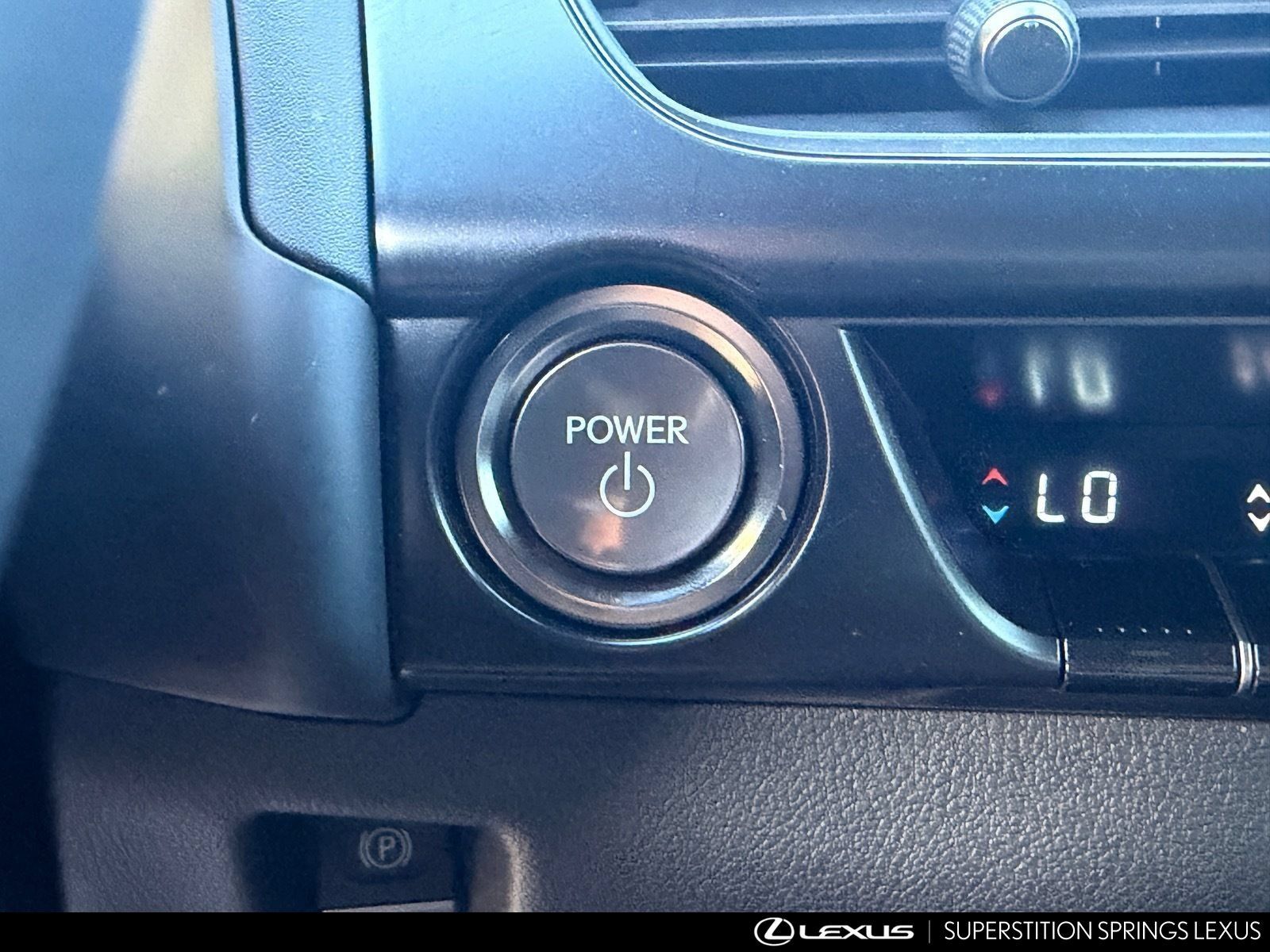 Certified 2026 Lexus UX 300h FWD image 22
